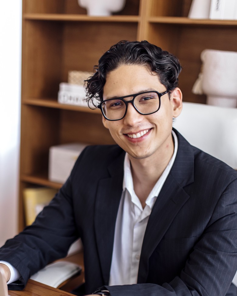 Dr. Matheus Dias