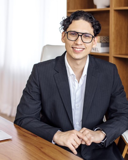 Dr. Matheus Martins de Sousa Dias